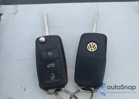 2015 Volkswagen Jetta 2.0L S z USA, uszkodzony, nr VIN 3VW2K7AJ4FM203897